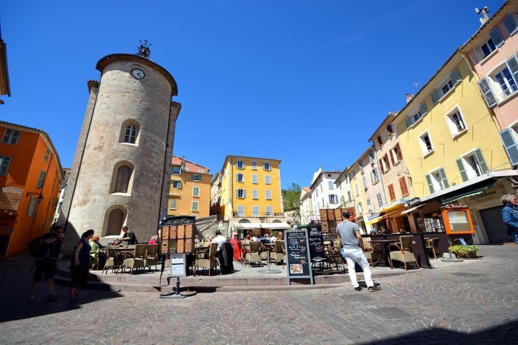 Lovely Flat In The Heart Of The Medieval City อิแยร์ ภายนอก รูปภาพ