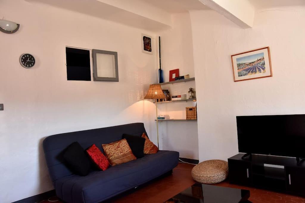 Lovely Flat In The Heart Of The Medieval City อิแยร์ ภายนอก รูปภาพ